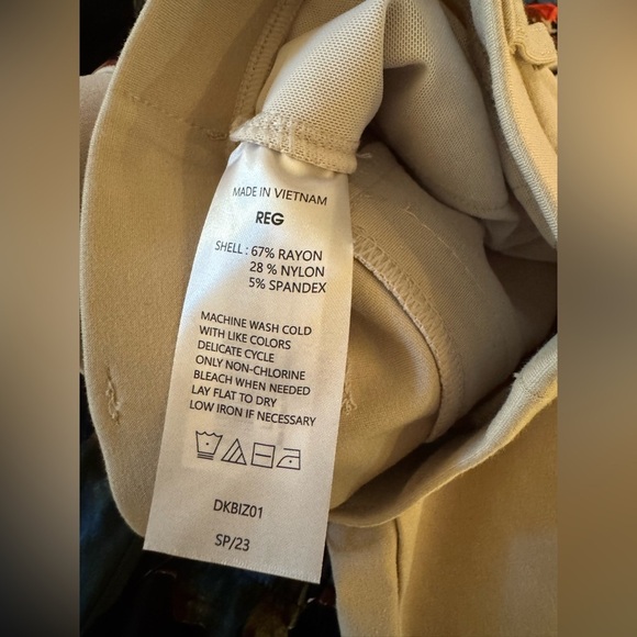 NEW Quince Ultra Stretch Ponte Slacks Pants 4 Pocket Ecru Tan Small NWT - Picture 9 of 9